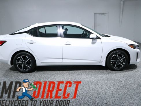 Used 2025 Nissan Sentra SV w/ All-Weather Package FWD image 6