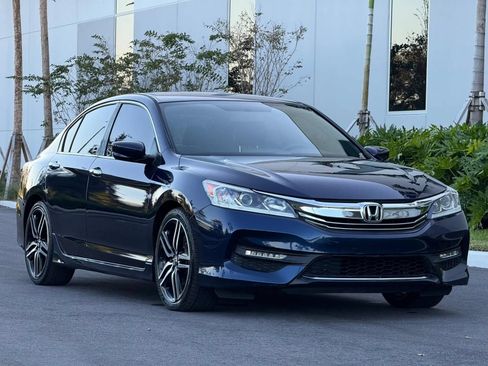 Used 2017 Honda Accord Sport image 1