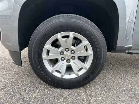 Used 2022 Chevrolet Colorado LT w/ Fleet Safety Package RWD image 10