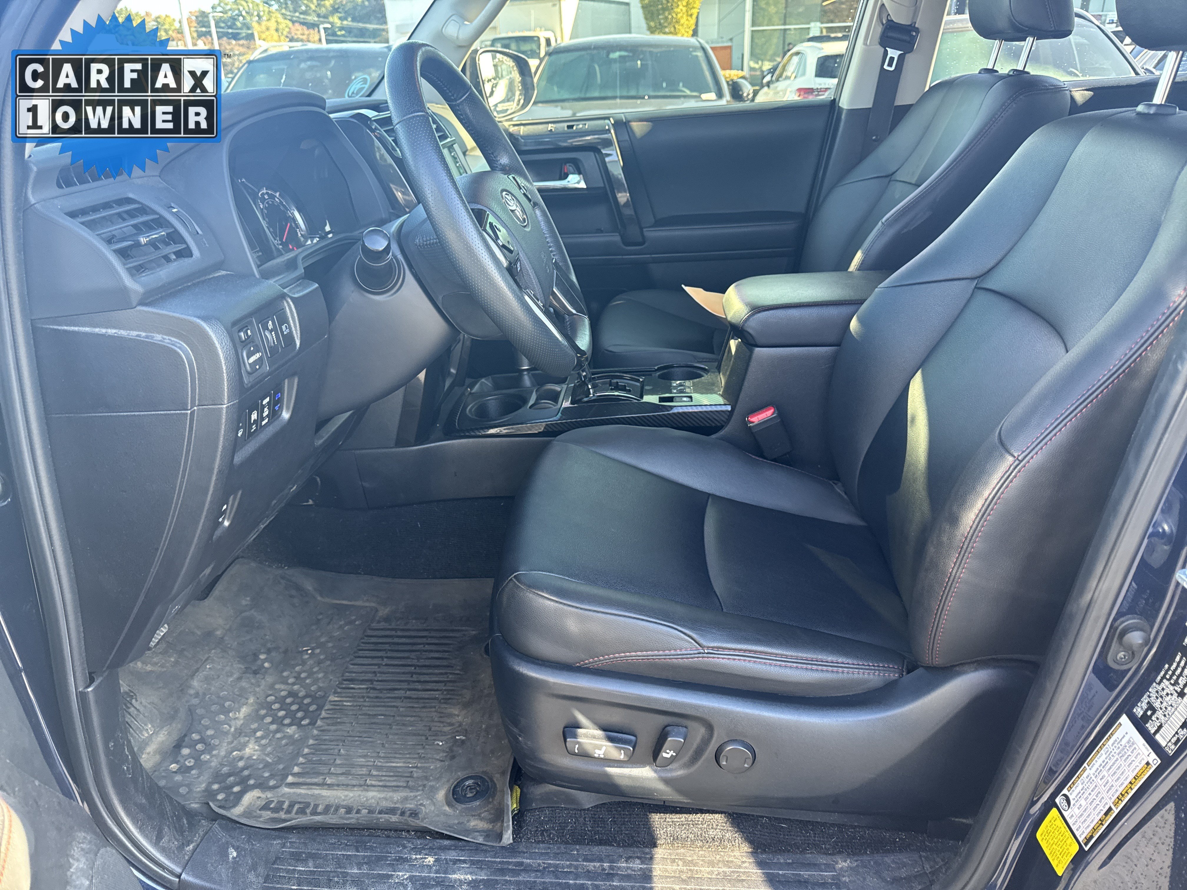 Used 2021 Toyota 4Runner Venture w/ Moonroof Package AWD/4WD image 16