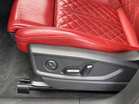 Used 2019 Audi SQ5 Prestige w/ Prestige Package image 19