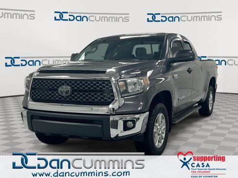 Used 2020 Toyota Tundra SR5 w/ SR5 Convenience Package AWD/4WD image 1