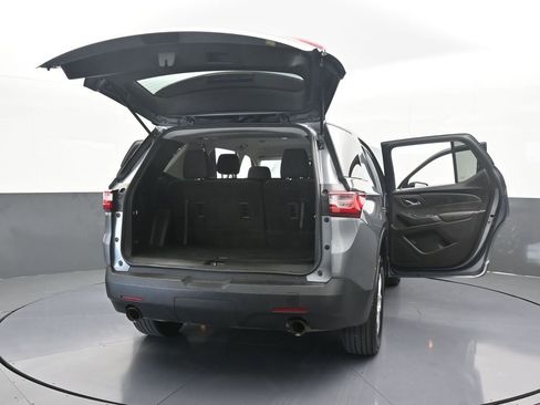 Used 2021 Chevrolet Traverse LS image 69