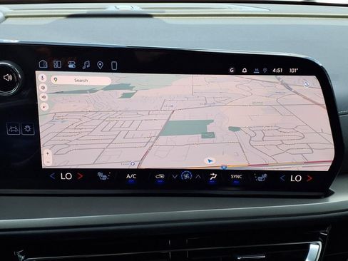 New 2026 Chevrolet Traverse LT w/ Driver Confidence Package image 10