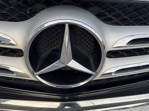 Used 2016 Mercedes-Benz GLC 300 image 35