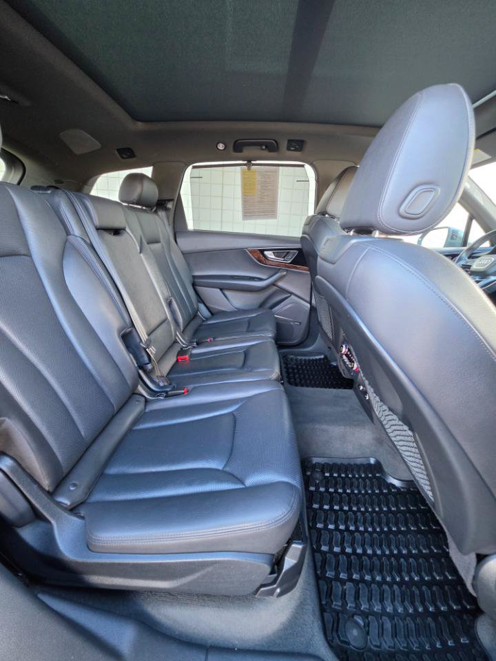Used 2018 Audi Q7 3.0T Premium Plus w/ Premium Plus Package AWD/4WD image 14