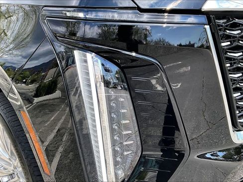 New 2026 Cadillac Escalade Luxury w/ LPO, Floor Liner Package AWD/4WD image 14