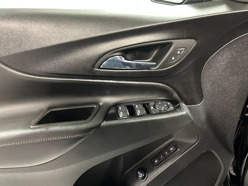 Used 2024 Chevrolet Equinox Premier FWD image 14