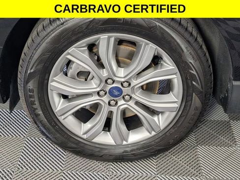 Used 2022 Ford Edge Titanium w/ Equipment Group 301A AWD/4WD image 8