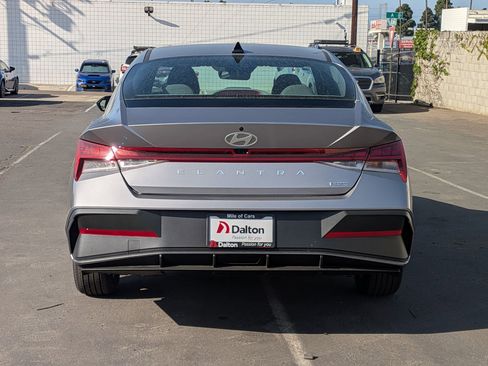 New 2026 Hyundai Elantra Blue image 3