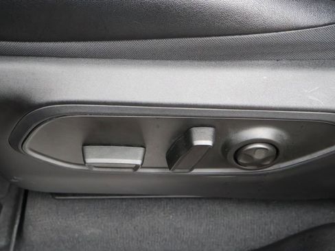 Used 2024 Jeep Grand Cherokee Overland image 31