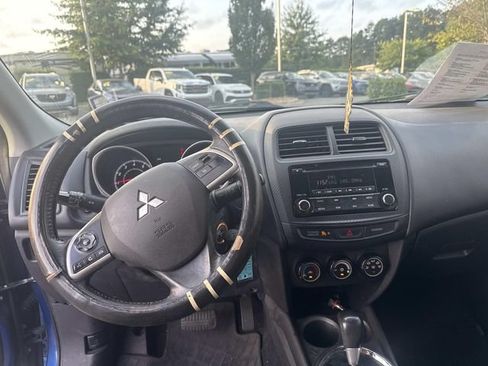 Used 2015 Mitsubishi Outlander Sport ES FWD image 5