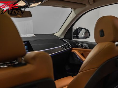 Used 2022 BMW X7 xDrive40i w/ Premium Package image 45