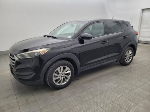 Used 2017 Hyundai Tucson SE FWD image 2