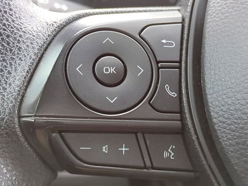 Used 2023 Toyota Corolla LE FWD image 18