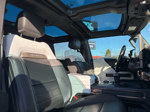 Used 2022 GMC Hummer EV Edition 1 w/ LPO, Illumination Package image 17