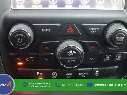 Used 2018 Jeep Grand Cherokee Altitude RWD image 23