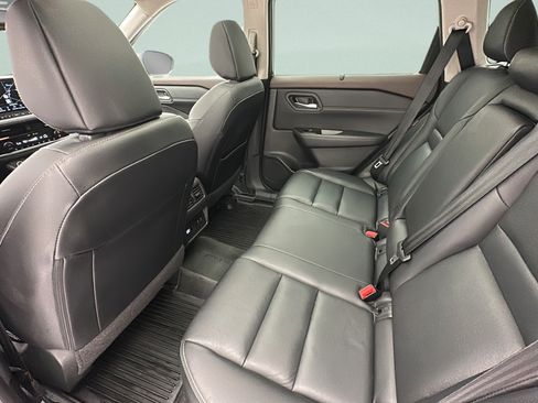 Used 2023 Nissan Rogue SL w/ SL Premium Package AWD/4WD image 10