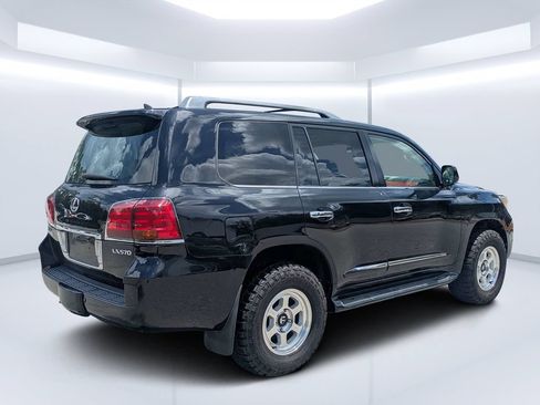 Used 2009 Lexus LX 570 4WD image 3