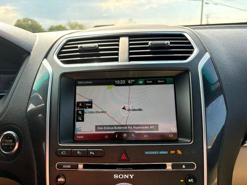 Used 2016 Ford Explorer Limited w/ Equipment Group 301A image 19