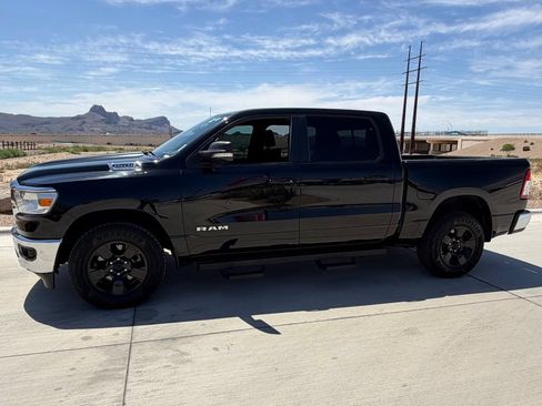 Used 2021 RAM 1500 Big Horn AWD/4WD image 5