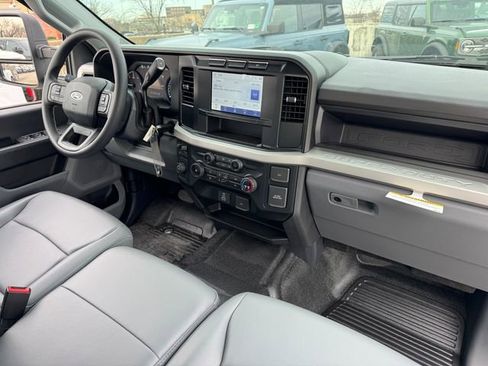 Used 2024 Ford F350 XL RWD image 16