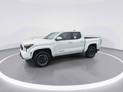 New 2026 Toyota Tacoma TRD Sport image 4