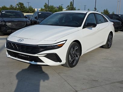 New 2025 Hyundai Elantra SEL