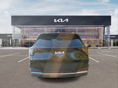 New 2026 Kia Sportage EX image 7