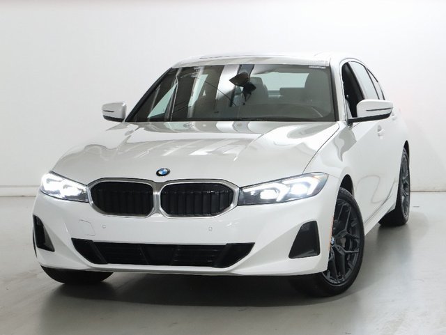 Used 2026 BMW 330i xDrive Sedan w/ Convenience Package AWD/4WD image 3