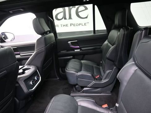 Used 2025 Ford Expedition Max Platinum w/ Stealth Appearance Package AWD/4WD image 25