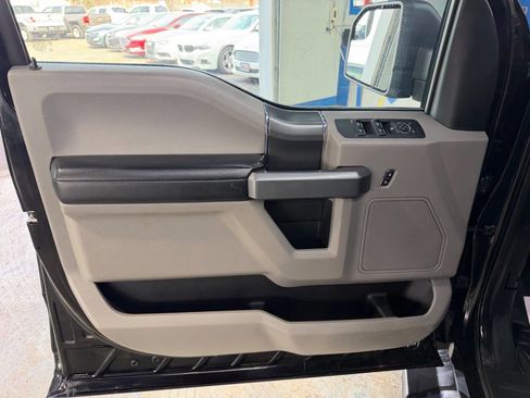 Used 2018 Ford F150 XLT w/ XTR Package image 18