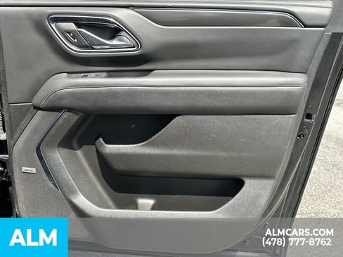 Used 2024 GMC Yukon XL AT4 w/ AT4 Premium Package AWD/4WD image 18