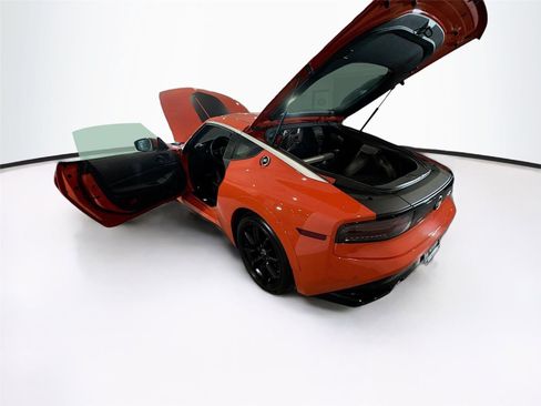 Used 2024 Nissan Z Performance w/ Heritage Edition RWD image 35