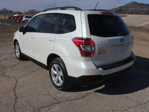 Used 2015 Subaru Forester 2.5i Premium w/ All-Weather Package image 8