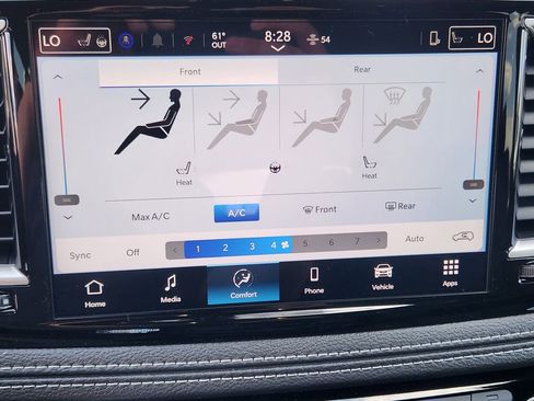 New 2026 Chrysler Pacifica Select AWD/4WD image 17