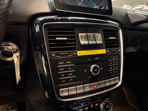 Used 2017 Mercedes-Benz G 65 AMG 4MATIC image 38