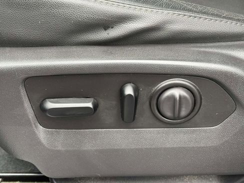 Used 2020 Chevrolet Silverado 2500 LTZ image 29