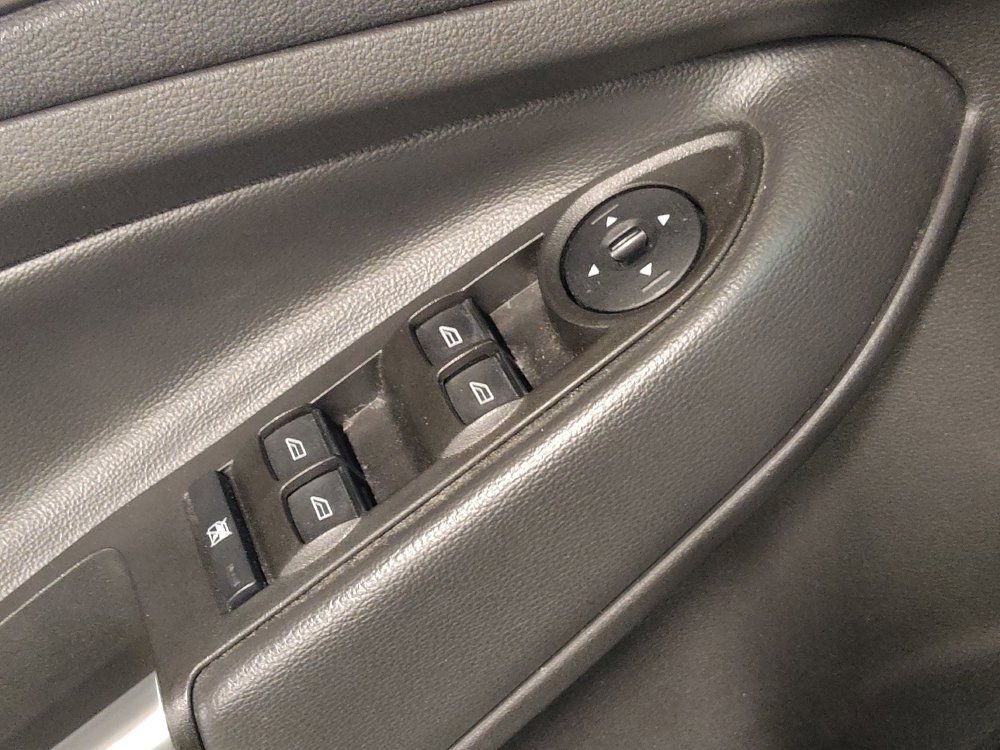 Used 2017 Ford Escape SE AWD/4WD image 27