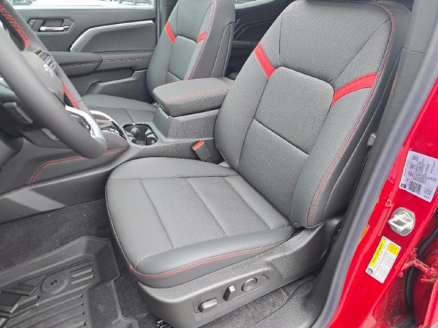 New 2026 Chevrolet Colorado Z71 w/ Technology Package AWD/4WD image 23