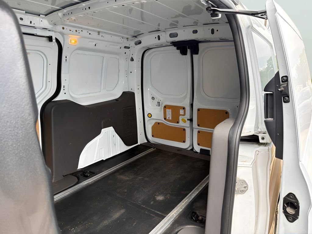 Used 2020 Ford Transit Connect XL FWD image 19