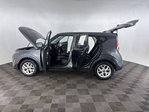 Used 2023 Kia Soul LX w/ Option Group 015 image 11