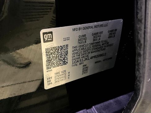 Used 2023 GMC Yukon XL Denali RWD image 19