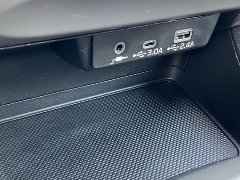 Used 2024 Subaru Crosstrek 2.0i Premium image 18