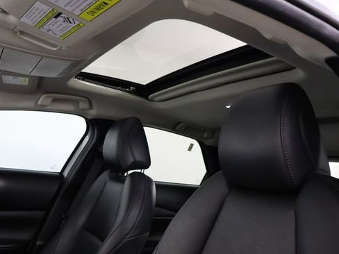 Used 2021 MAZDA CX-30 FWD 2.5 S w/ Preferred Package image 24