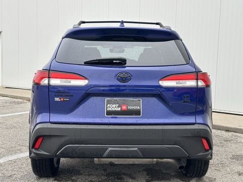 Used 2022 Toyota Corolla Cross LE image 4