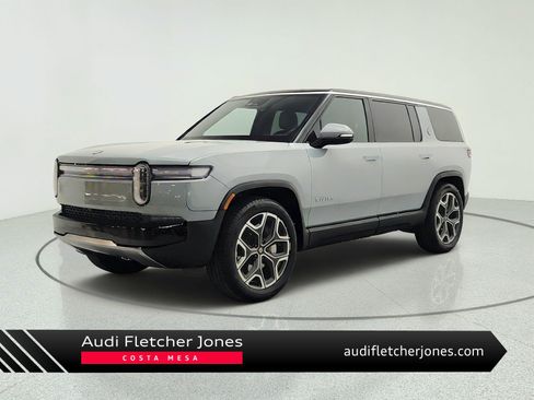 Used 2025 Rivian R1S Adventure AWD/4WD image 1