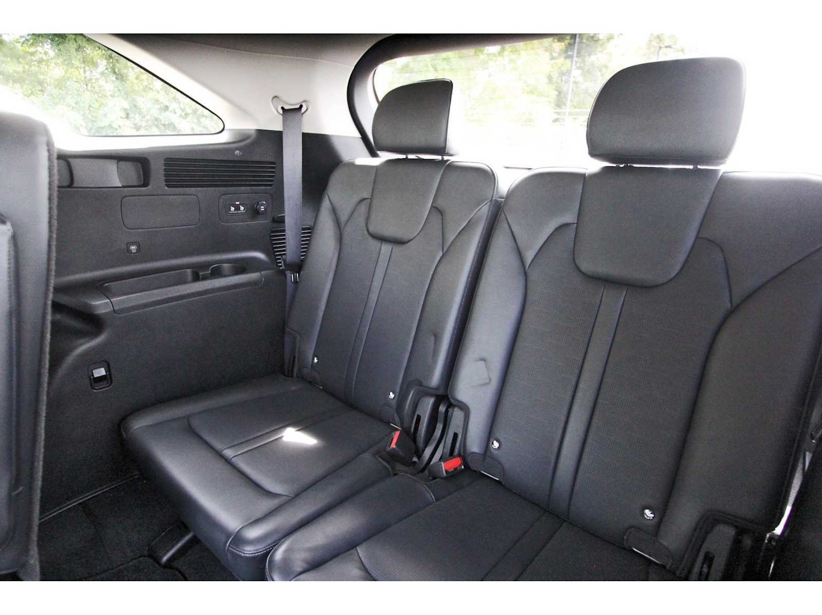 Used 2024 Kia Sorento SX AWD/4WD image 13