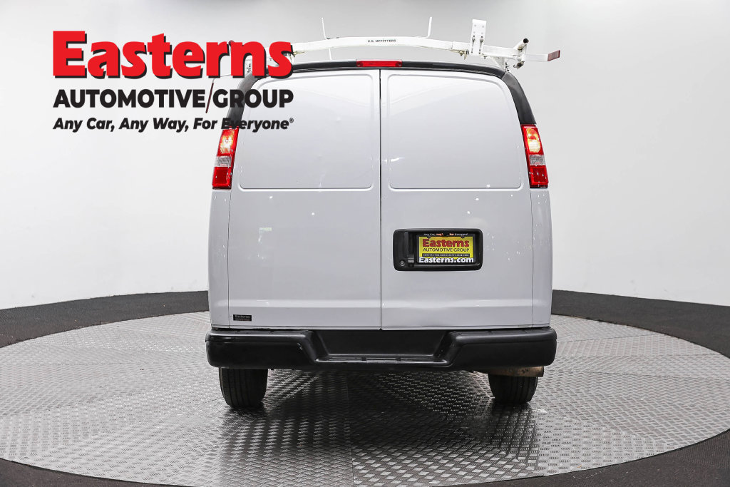 Used 2020 Chevrolet Express 2500 w/ Communications Package RWD image 7