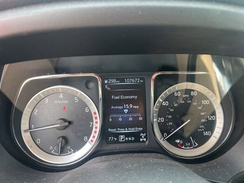 Used 2017 Nissan Titan SL image 13